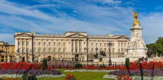 Chiêm ngưỡng kiến trúc xa hoa độc đáo của Cung điện Buckingham nước Anh